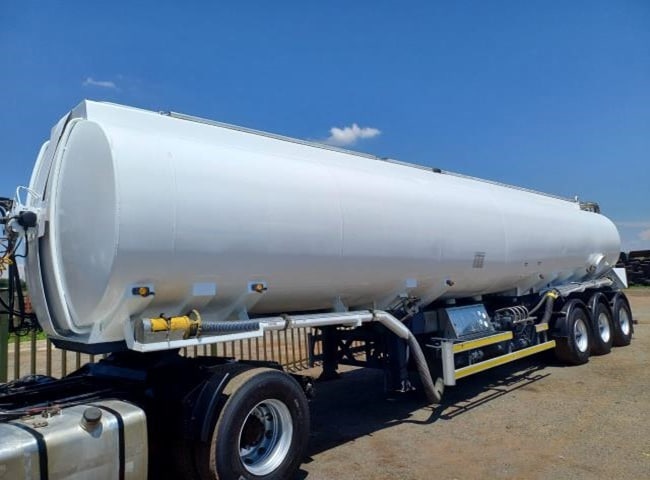 Cho thuê xe bồn vận chuyển bùn sinh hoạt quận 6 chất lượng