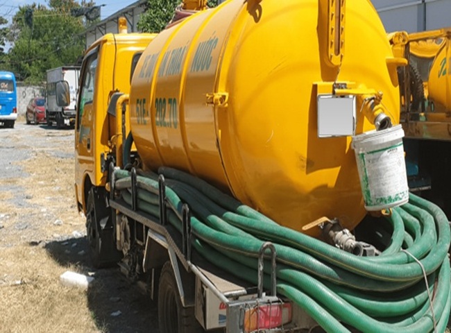 Rút hầm cầu quận 12 thi công nhanh chóng và gọn gàng sạch sẽ