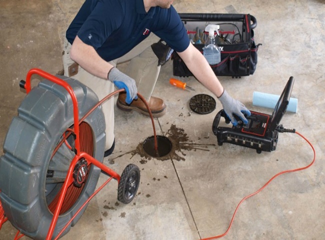 Dịch vụ thông cống nghẹt quận 10 ban đêm không tăng giá