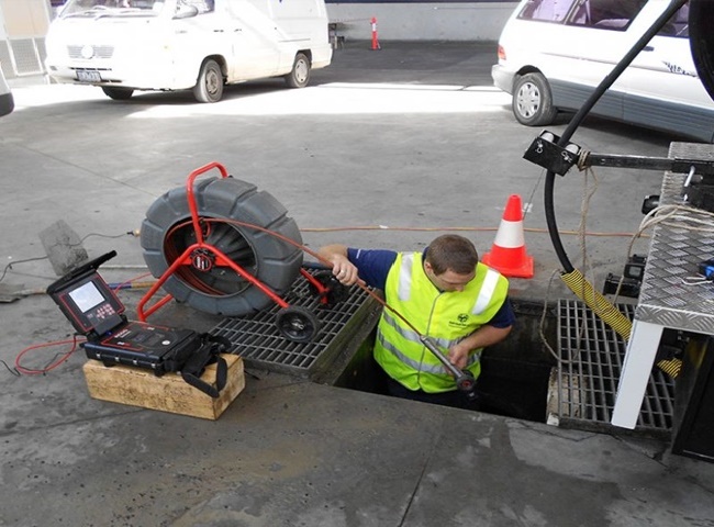 Quy trình làm việc thông cống nghẹt quận 10 an toàn minh bạch