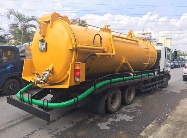Thợ cho thuê xe bồn chở bùn vi sinh quận 2 Thuận Phát giàu kinh nghiệm